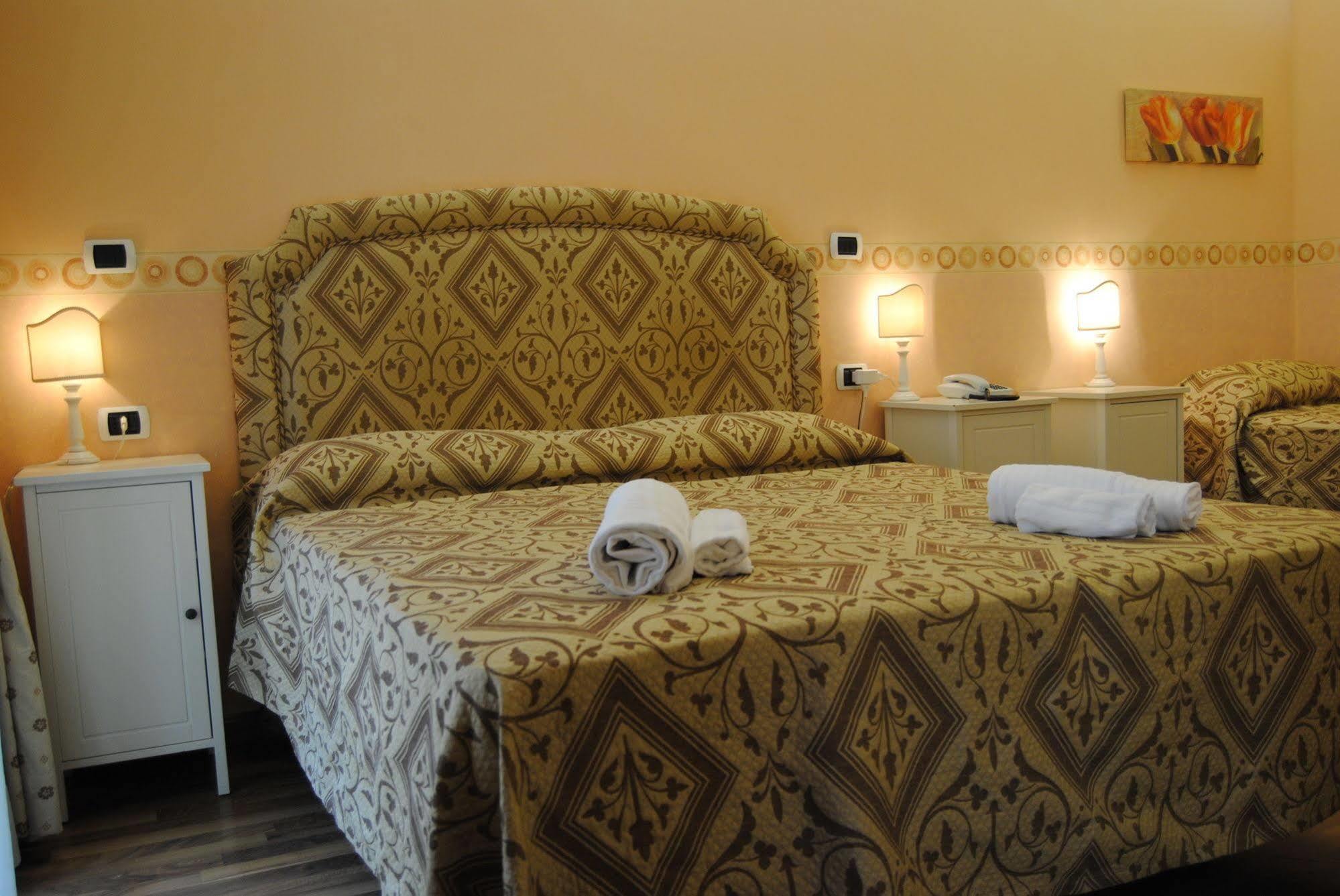 Il Colonnato Bed & Breakfast Rome Exterior photo