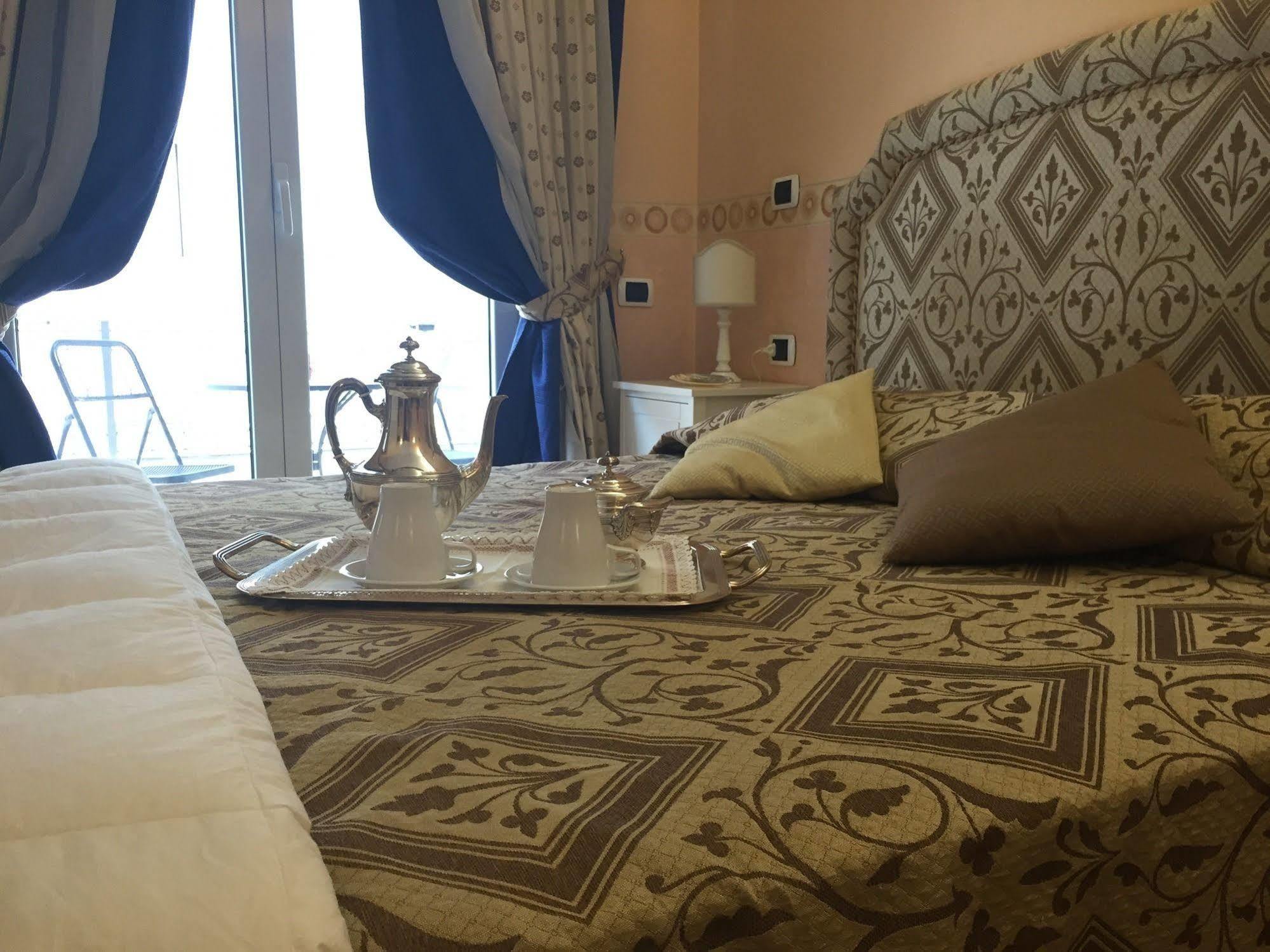 Il Colonnato Bed & Breakfast Rome Exterior photo